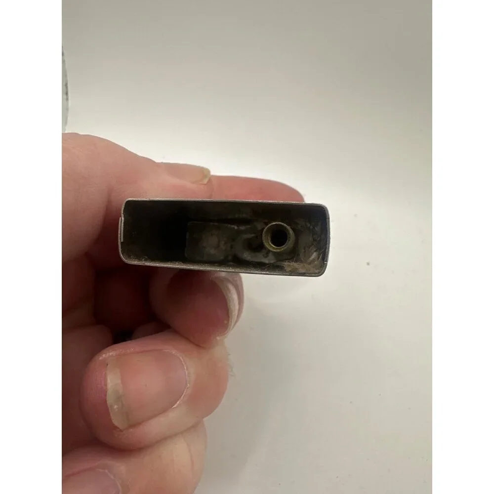 Vintage Zippo Lighter With Moon & Mountain Etching - Picture 5 of 6